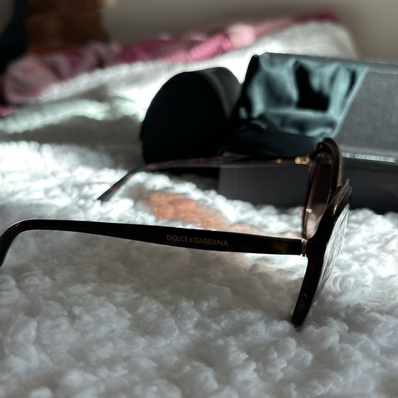 Dolce&Gabbana sunglasses - Picture 6 of 11